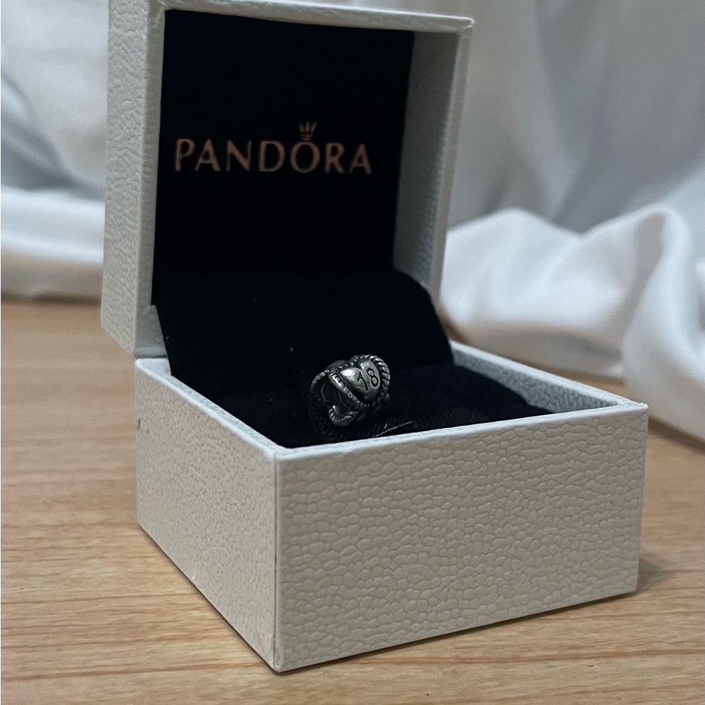 Authentic PANDORA 18 Heart Charm
